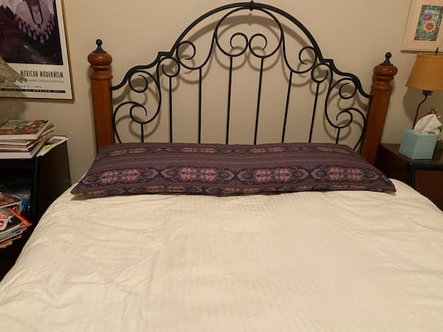 Rosenelle's beautiful quilt looks lovely on the bed